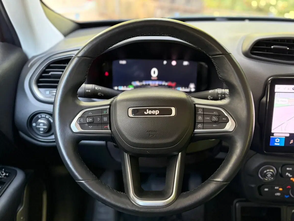 Jeep Renegade usata a Ancona (11)