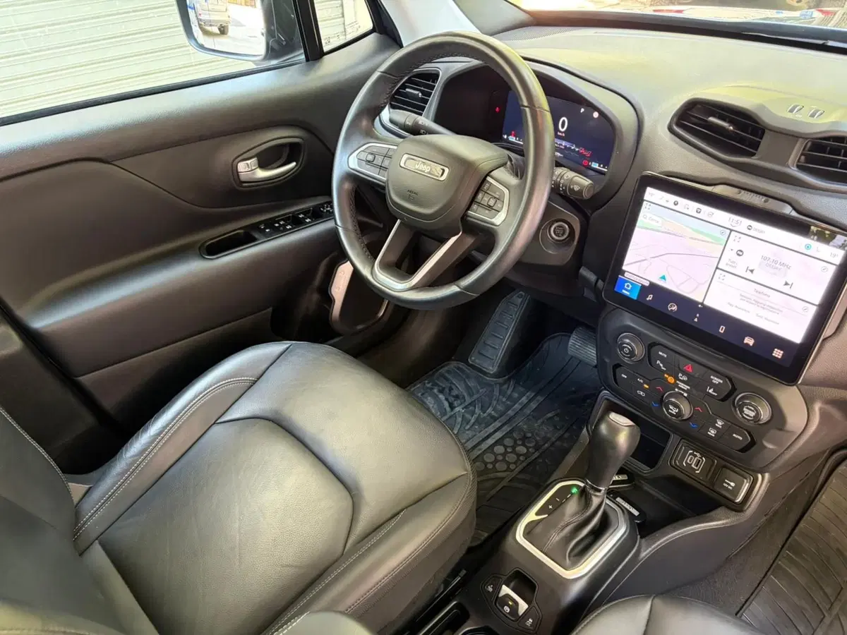 Jeep Renegade usata a Ancona (16)