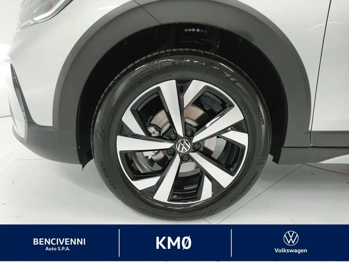 Volkswagen Taigo nuova a Catanzaro (13)