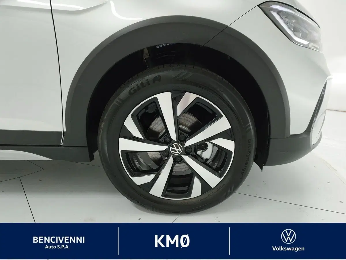 Volkswagen Taigo nuova a Catanzaro (7)