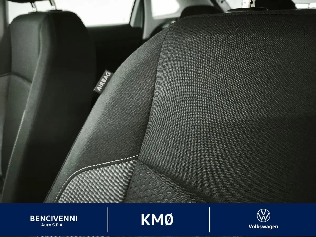 Volkswagen Taigo nuova a Reggio Calabria (19)
