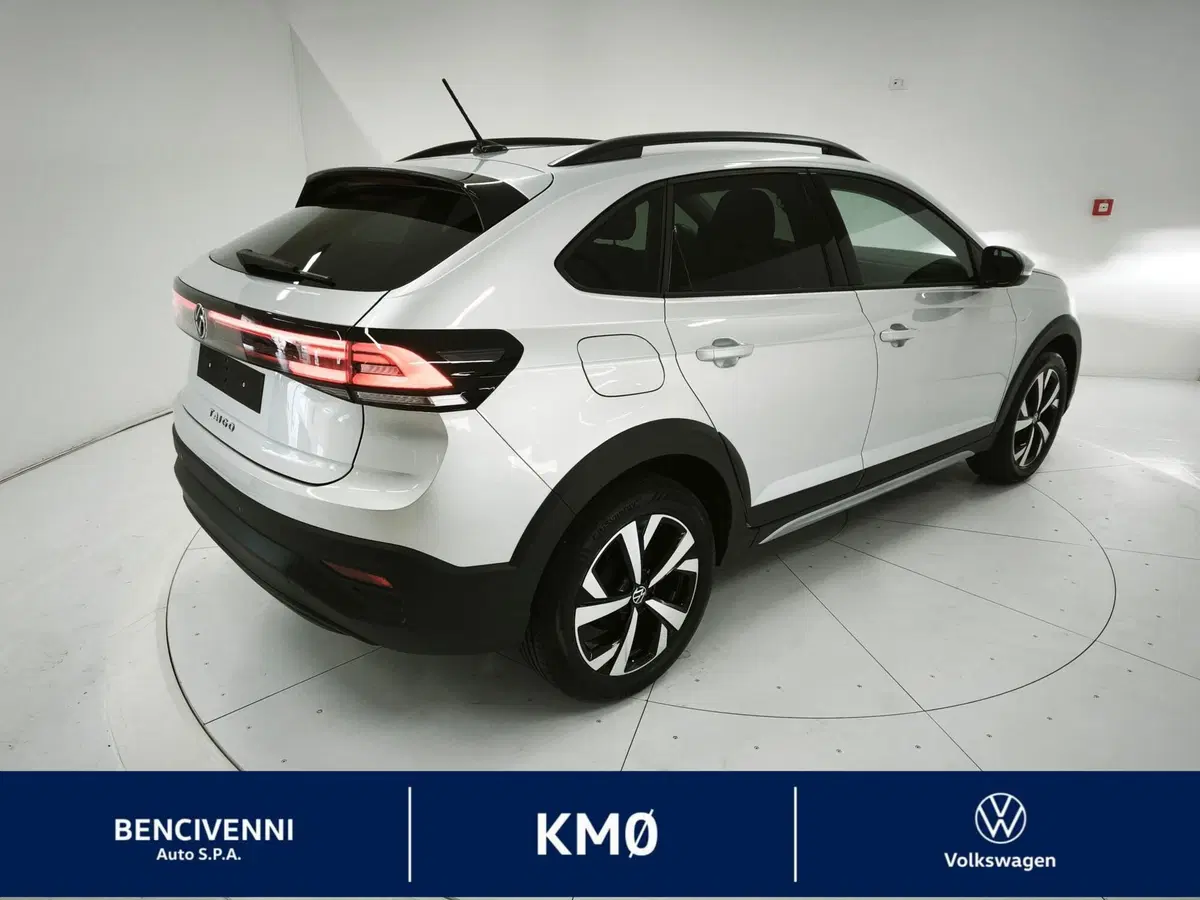 Volkswagen Taigo nuova a Reggio Calabria (9)