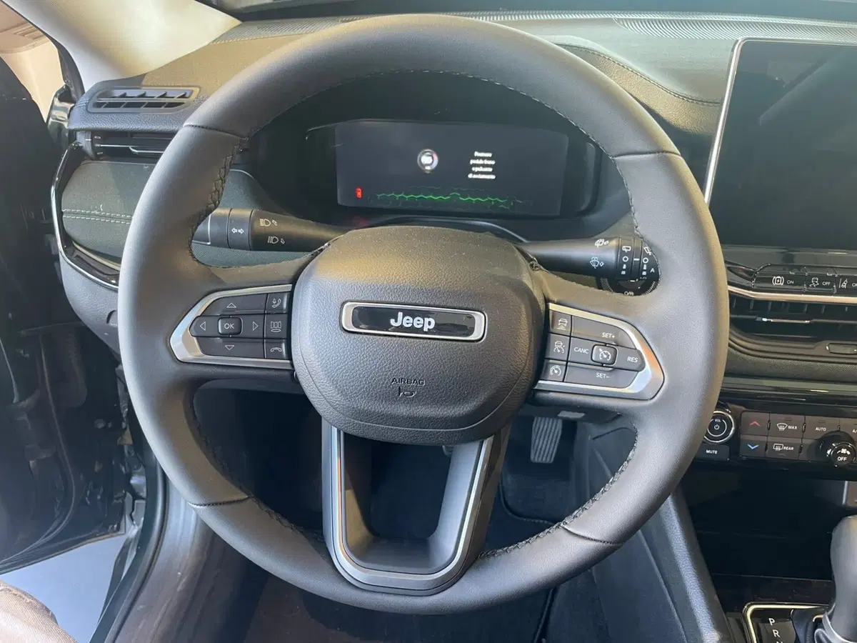 Jeep Compass nuova a Lucca (11)