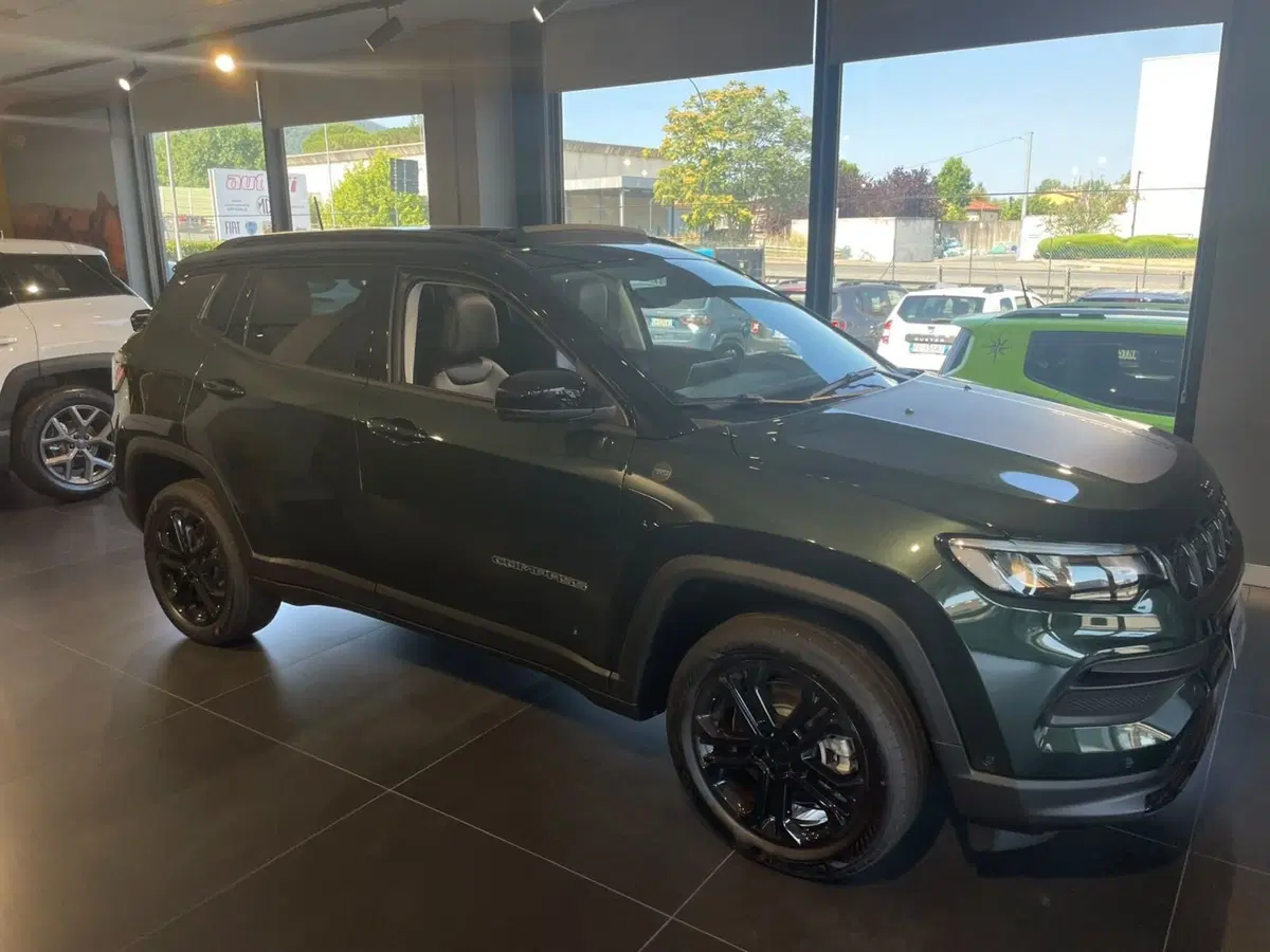 Jeep Compass nuova a Lucca (6)