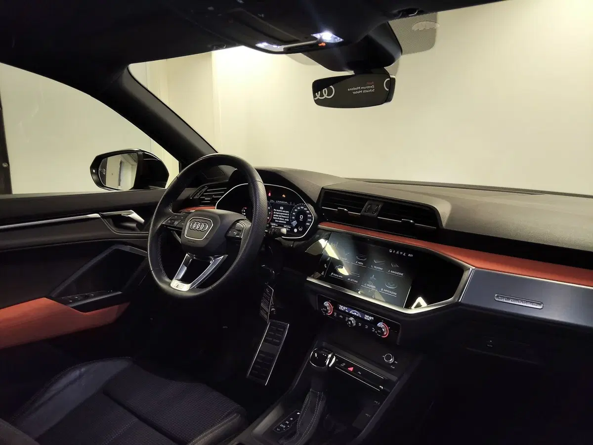 Audi Q3 Sportback usata a Modena (8)