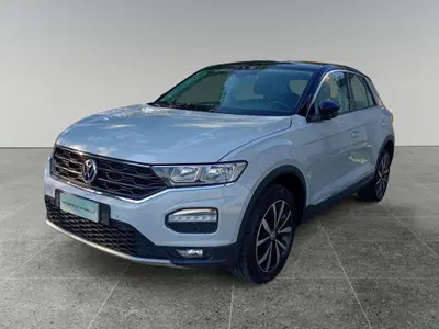 Volkswagen T-Roc 1.6 TDI SCR Advanced BlueMotion Technology del 2020 usata a Triggiano