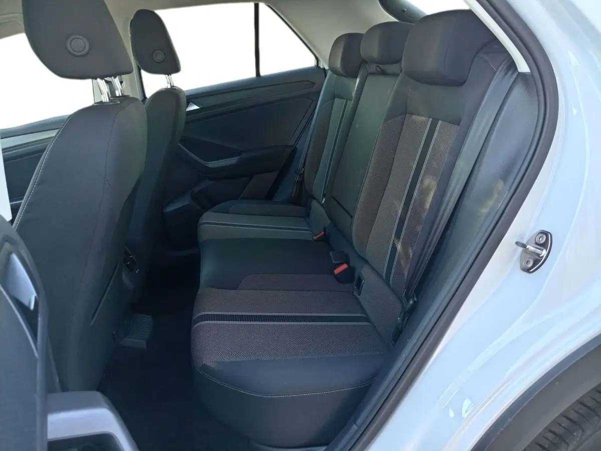 Volkswagen T-Roc usata a Bari (13)