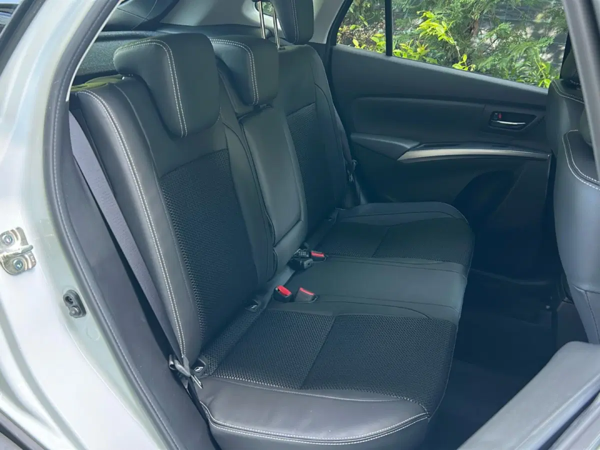 Suzuki S-Cross nuova a Vercelli (18)