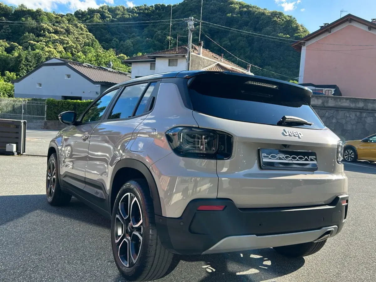 Jeep Avenger usata a Vercelli (5)