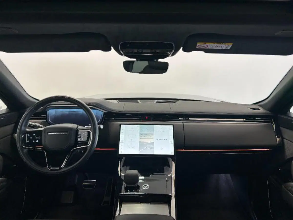 Land Rover Range Rover Sport usata a Venezia (14)
