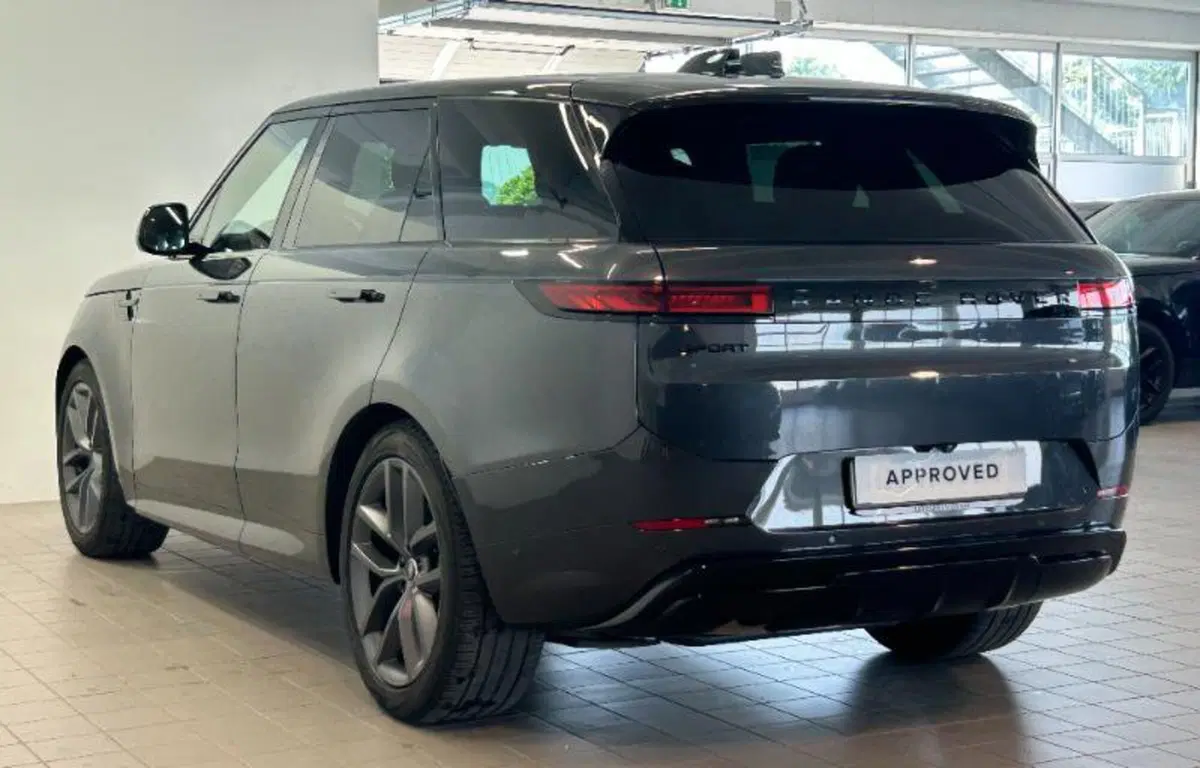 Land Rover Range Rover Sport usata a Venezia (3)