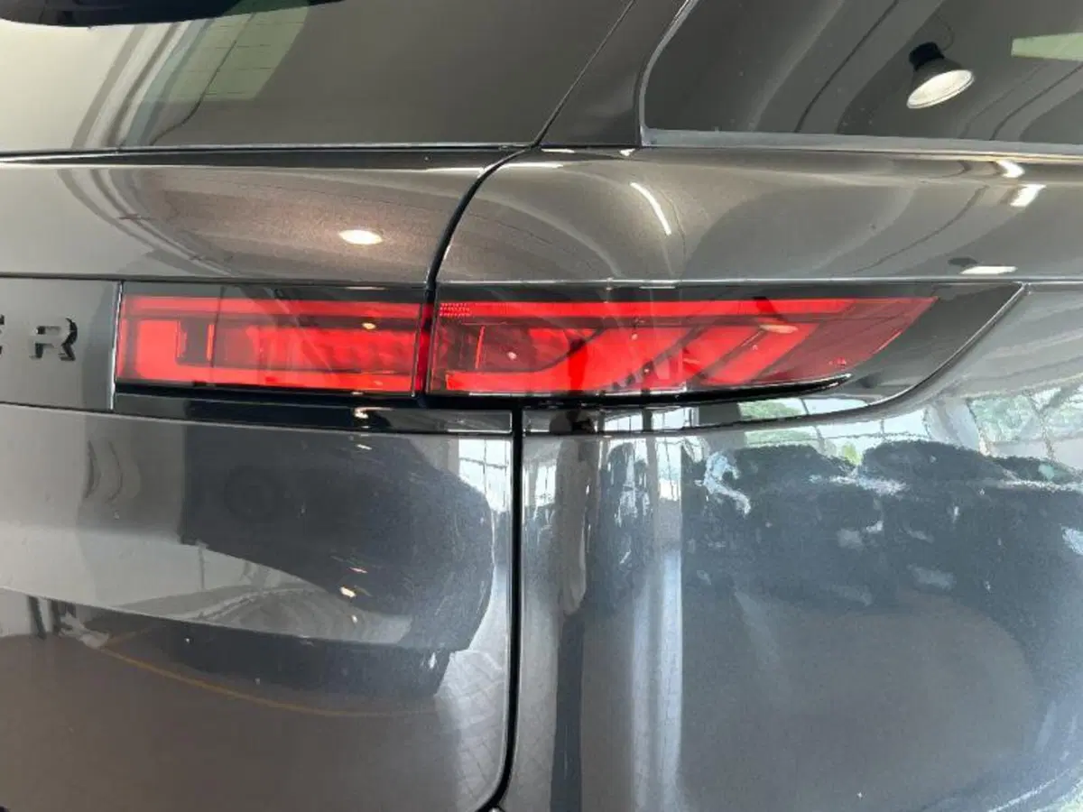 Land Rover Range Rover Sport usata a Venezia (6)