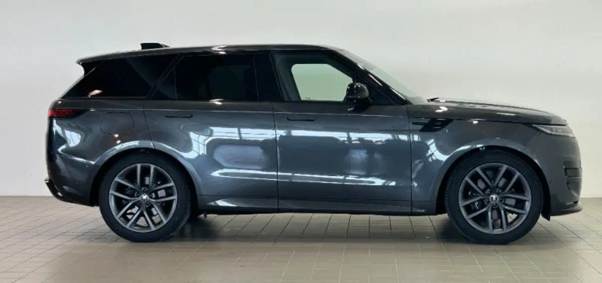Land Rover Range Rover Sport usata a Venezia (7)