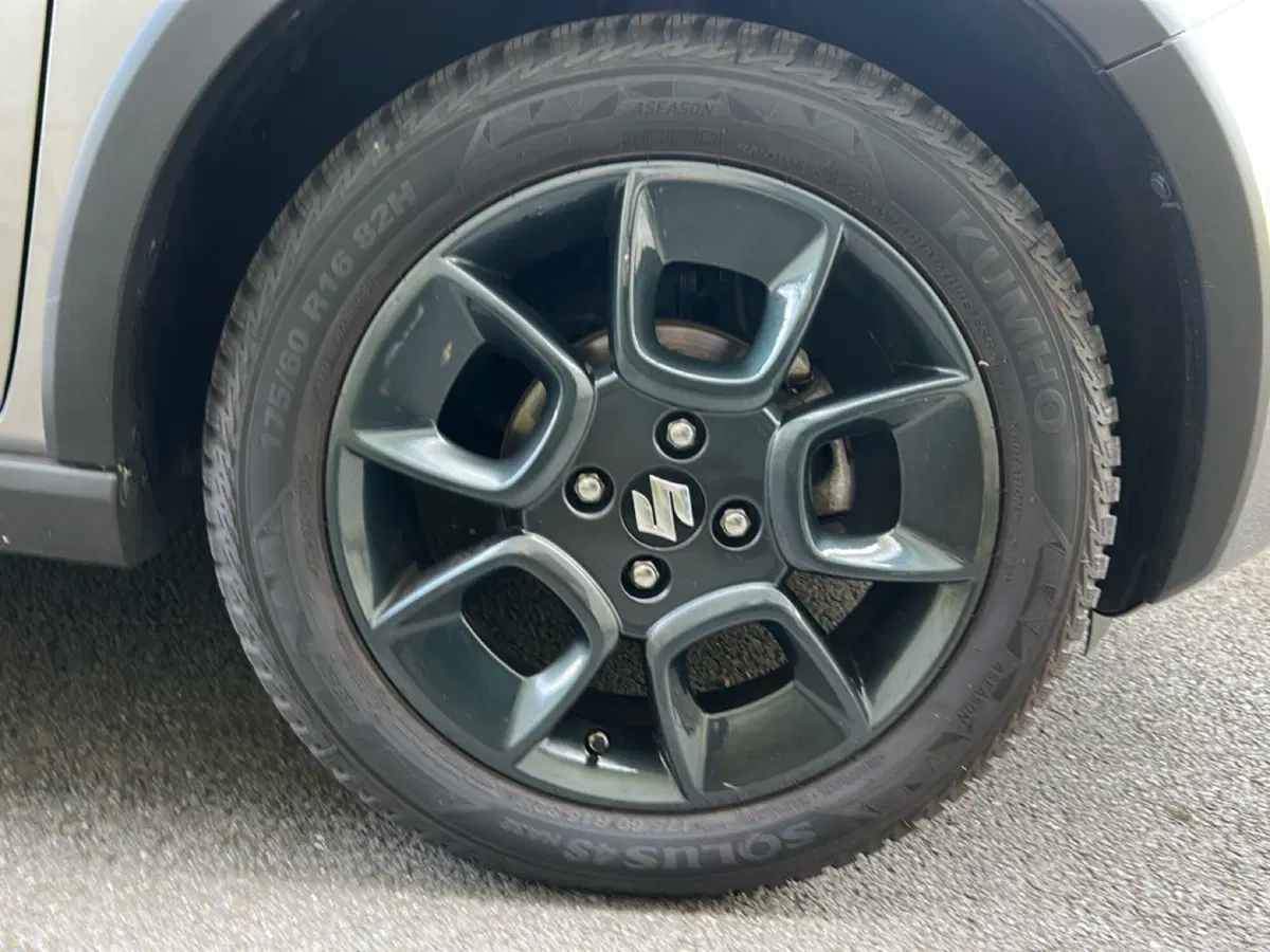 Suzuki Ignis usata a Vercelli (12)