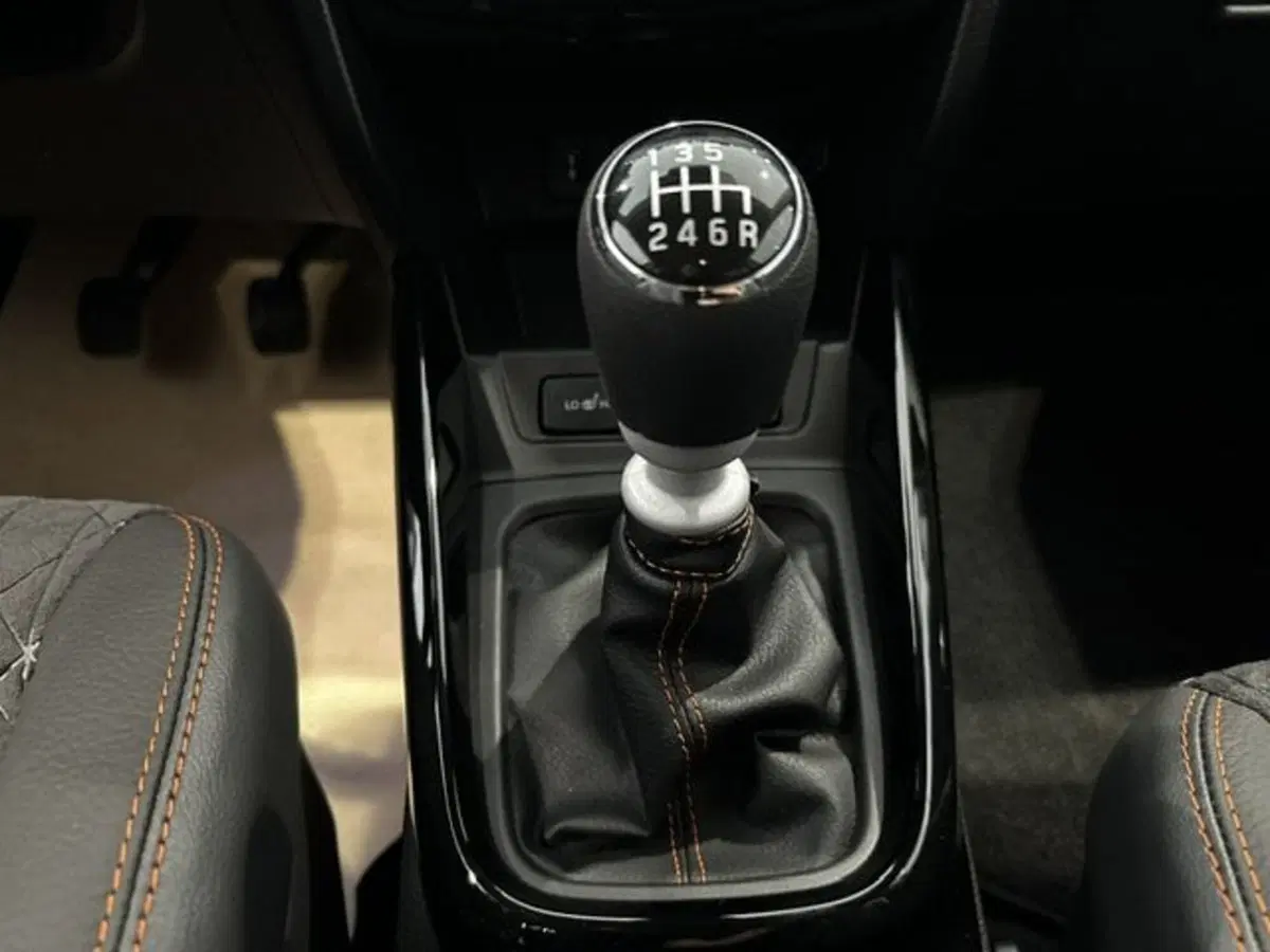 Suzuki Vitara nuova a Vercelli (9)