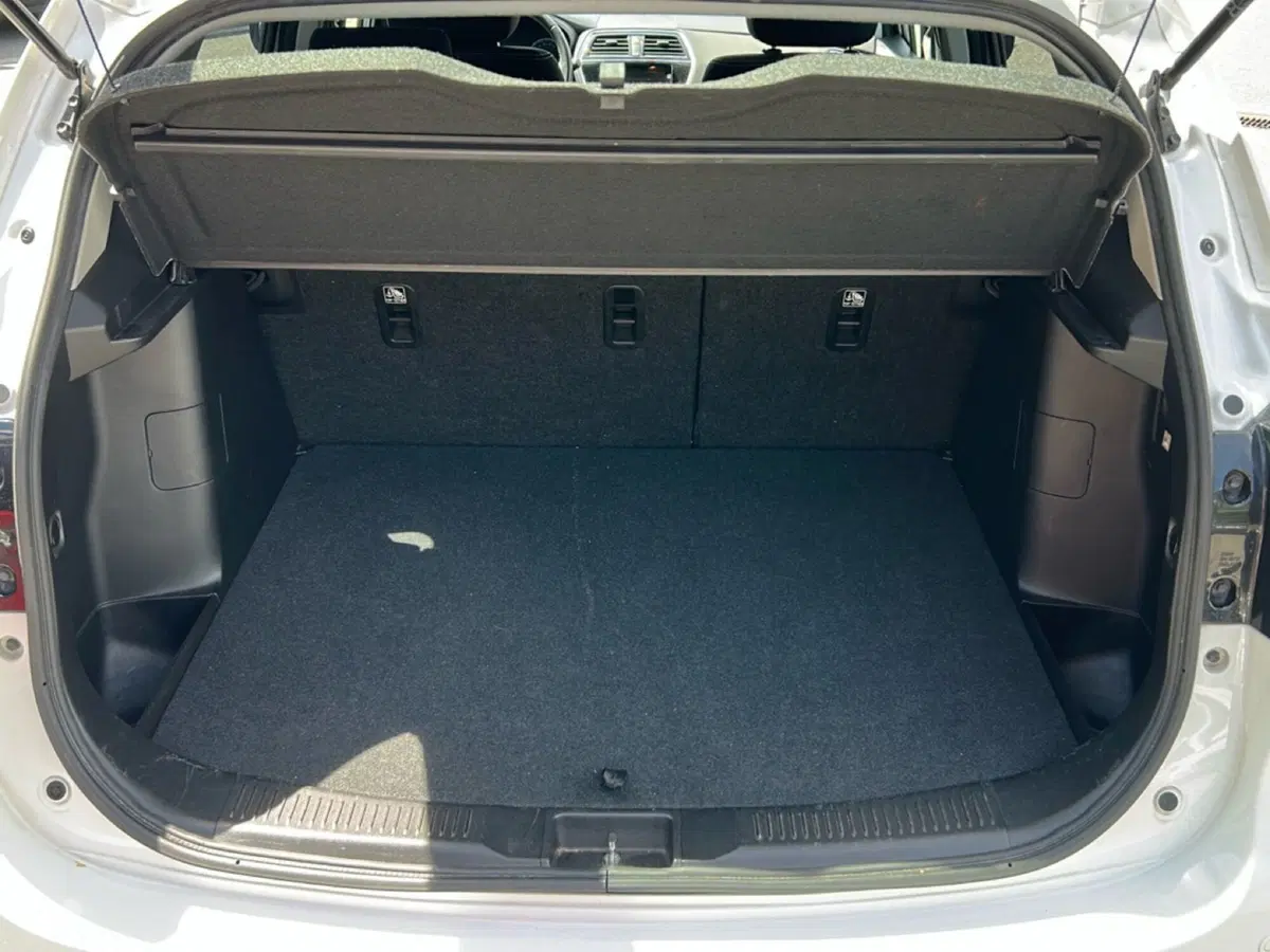 Suzuki S-Cross usata a Vercelli (12)