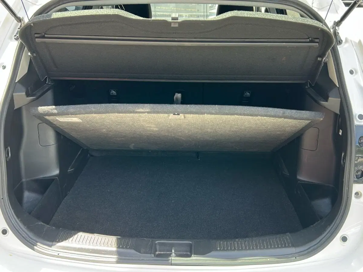 Suzuki S-Cross usata a Vercelli (13)