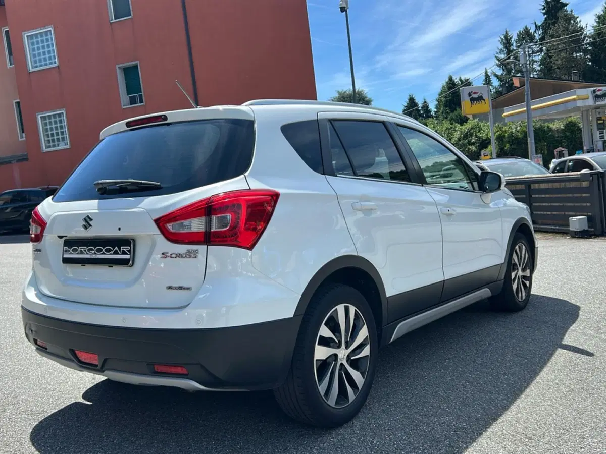 Suzuki S-Cross usata a Vercelli (7)
