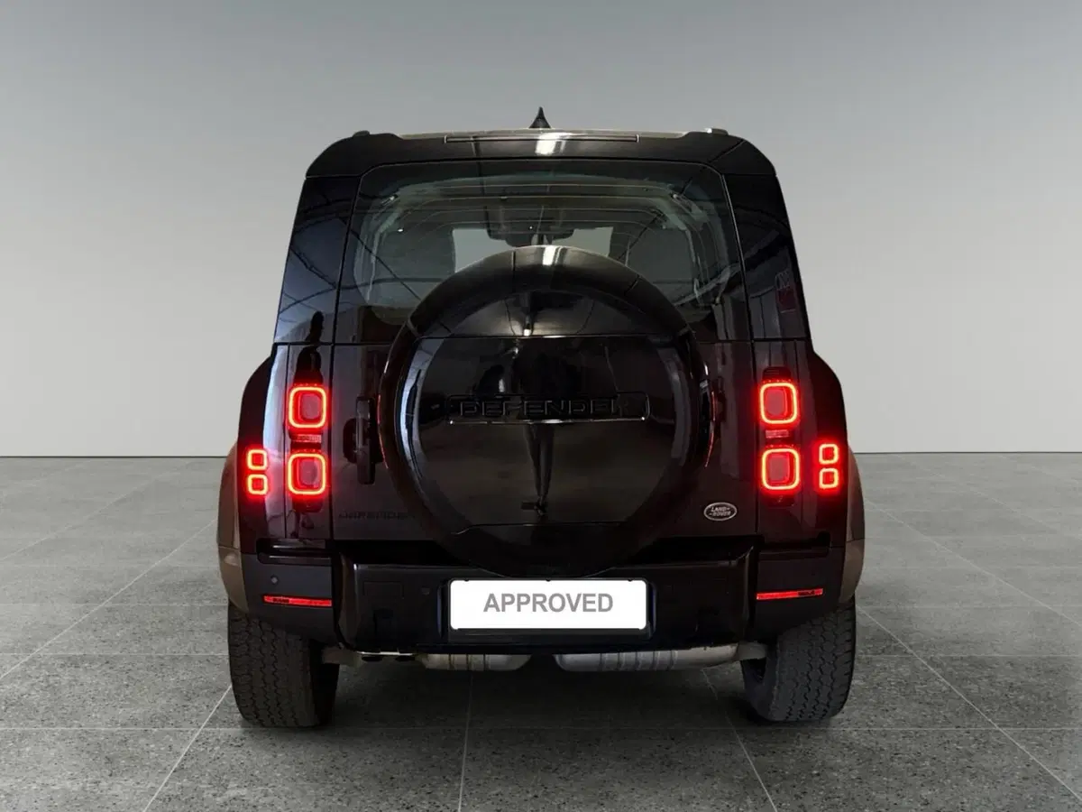 Land Rover Defender usata a Trento (7)