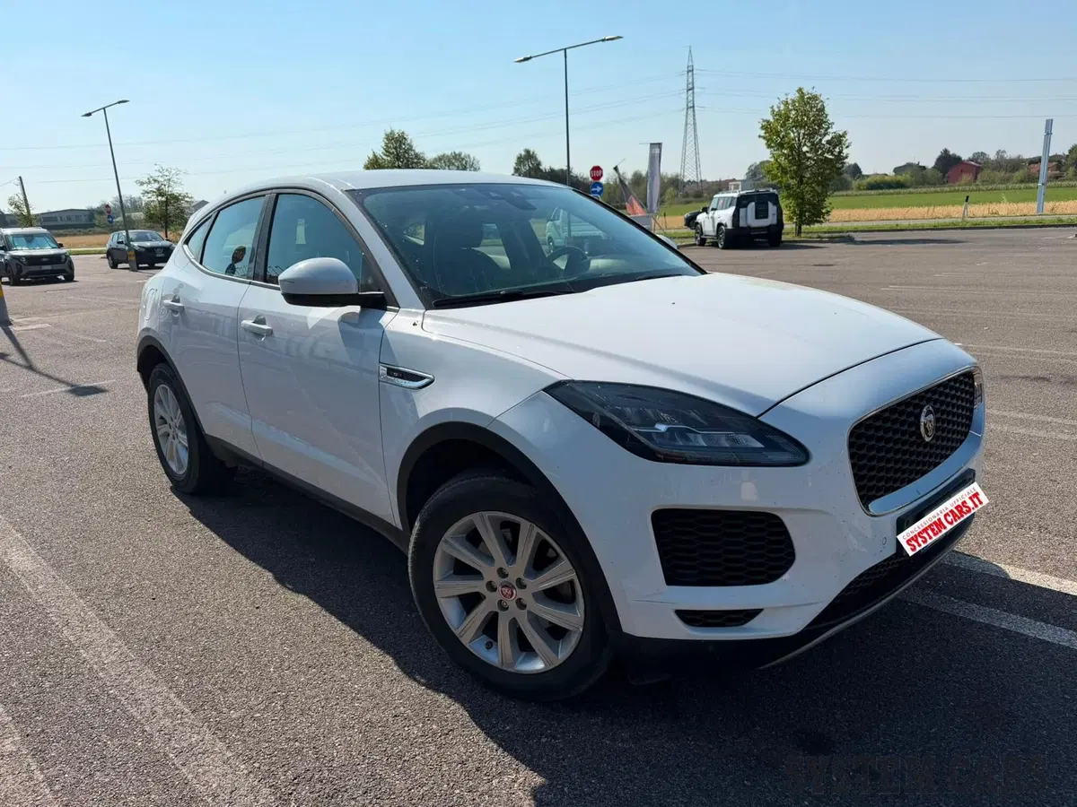 Jaguar E-Pace usata a Varese