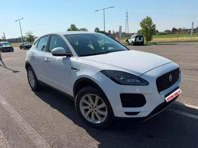 Jaguar E-Pace 2.0D 150 CV AWD R-Dynamic del 2018 usata a Saronno