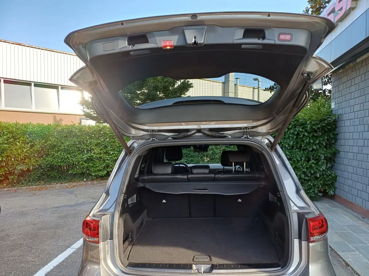 Mercedes-Benz GLB usata a Modena (9)