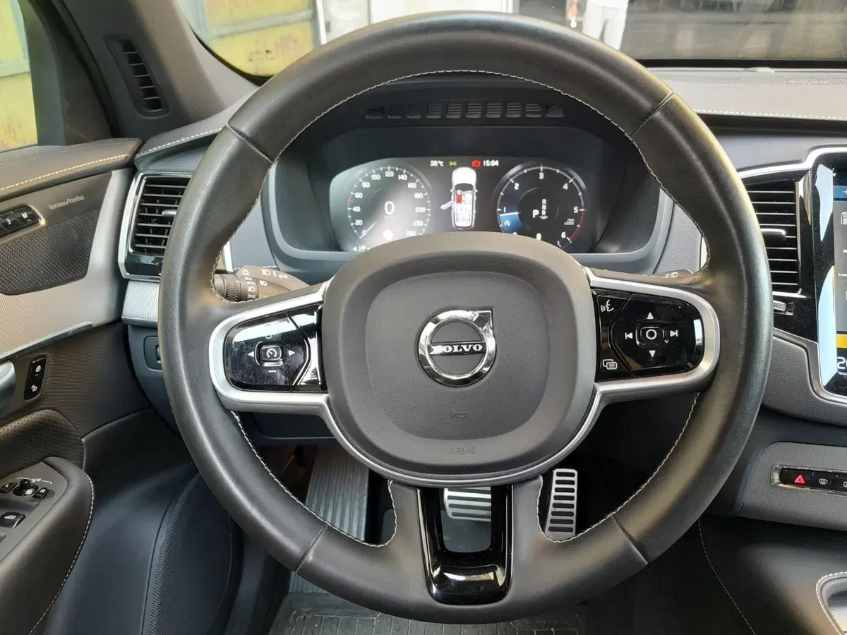 Volvo XC90 usata a Cuneo (10)