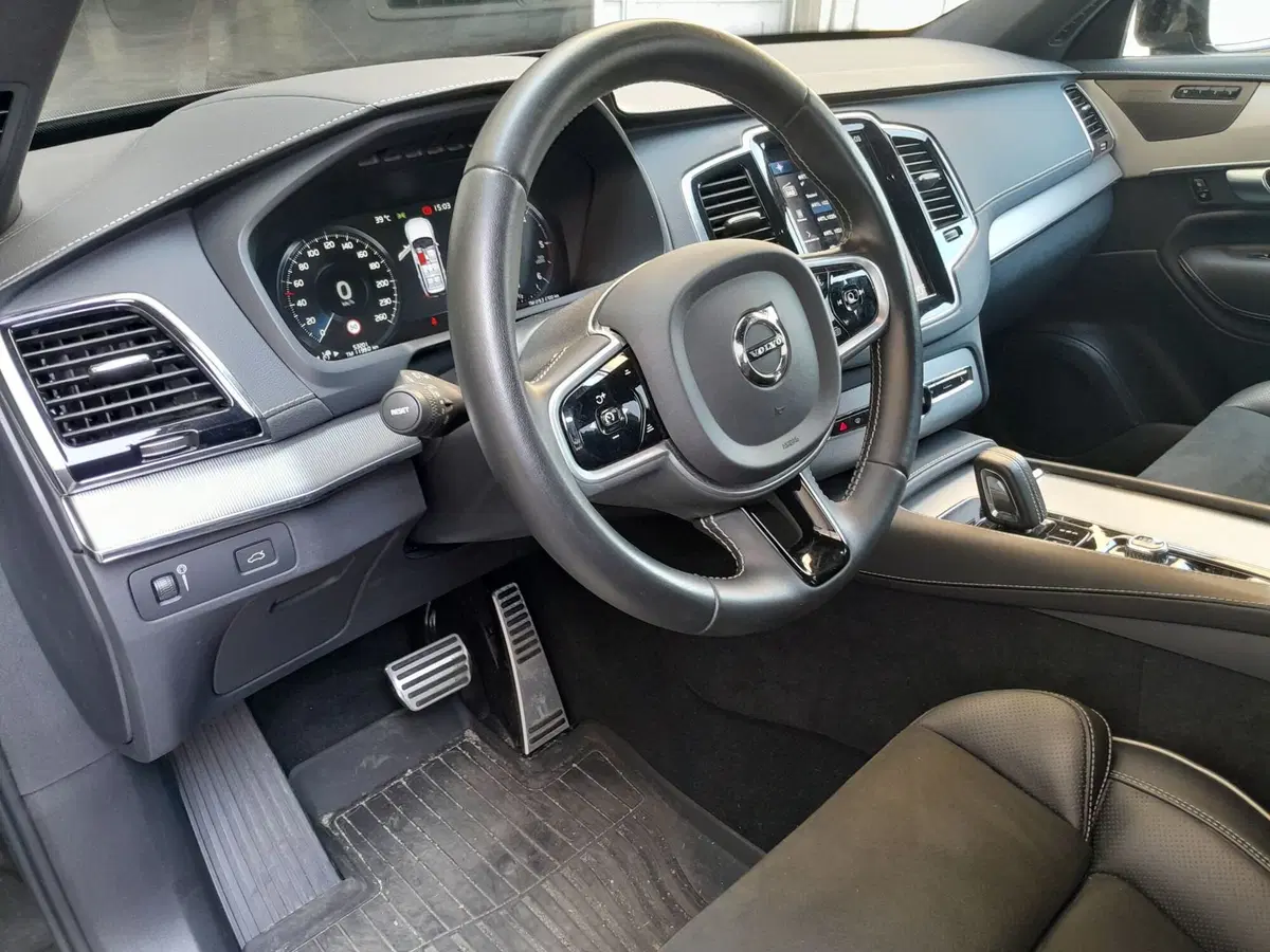 Volvo XC90 usata a Cuneo (15)