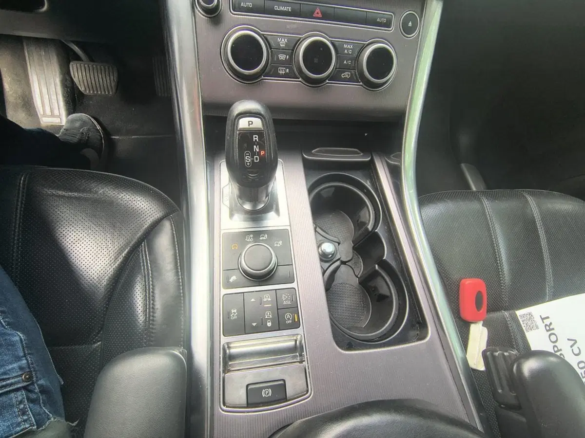 Land Rover Range Rover Sport usata a Padova (18)