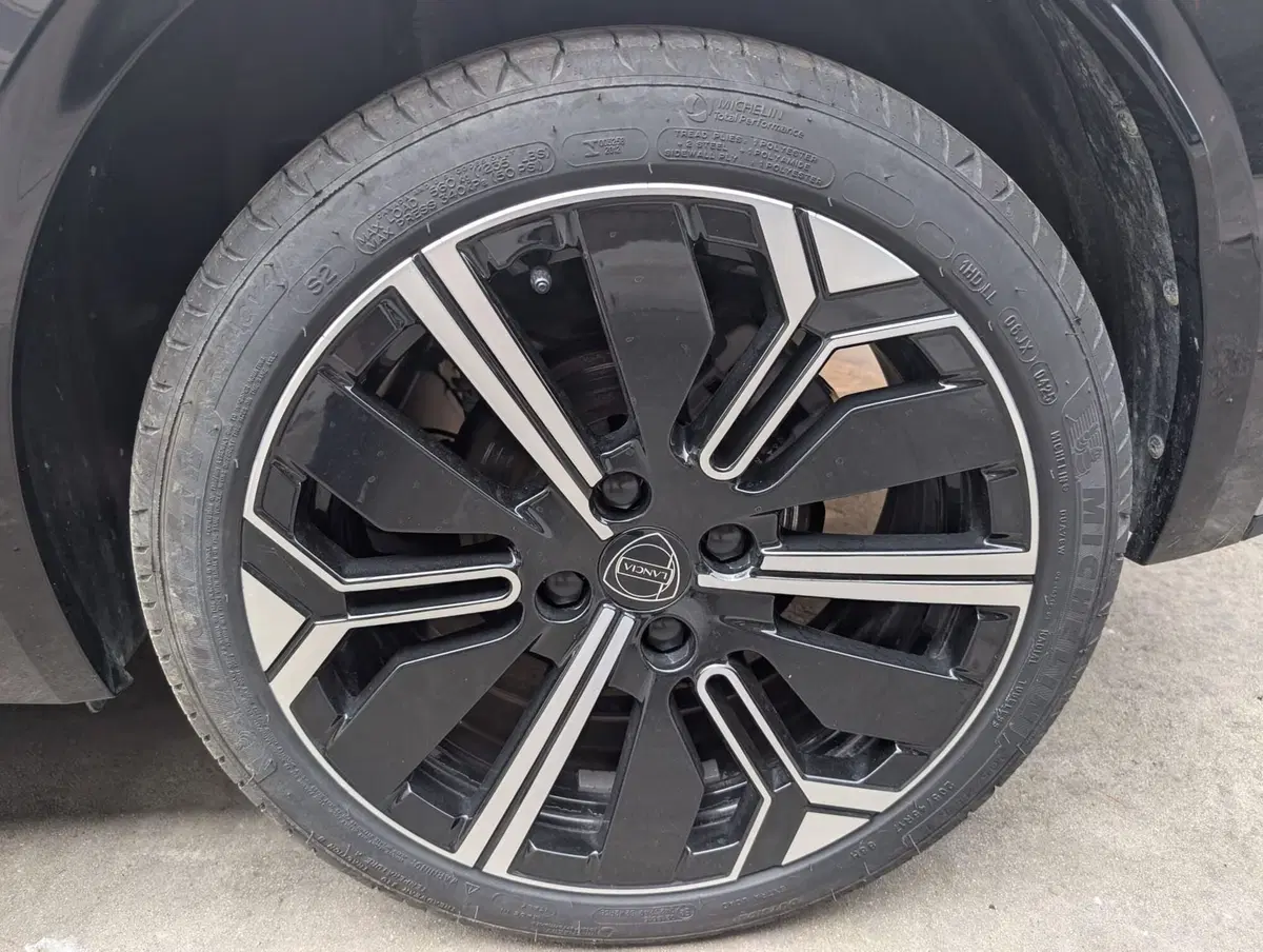 Lancia Ypsilon usata a Milano (10)