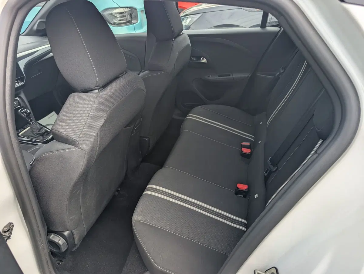 Opel Corsa usata a Milano (10)