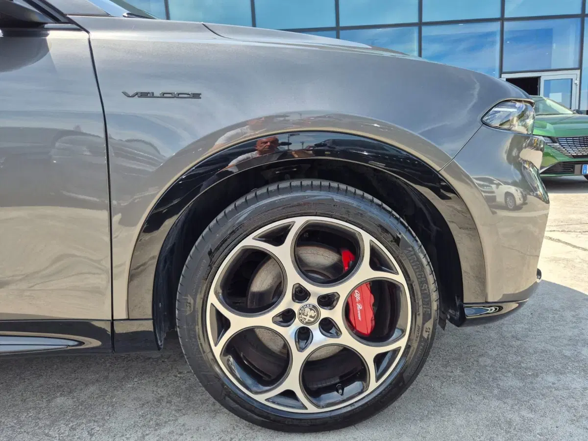 Alfa Romeo Tonale usata a Milano (10)