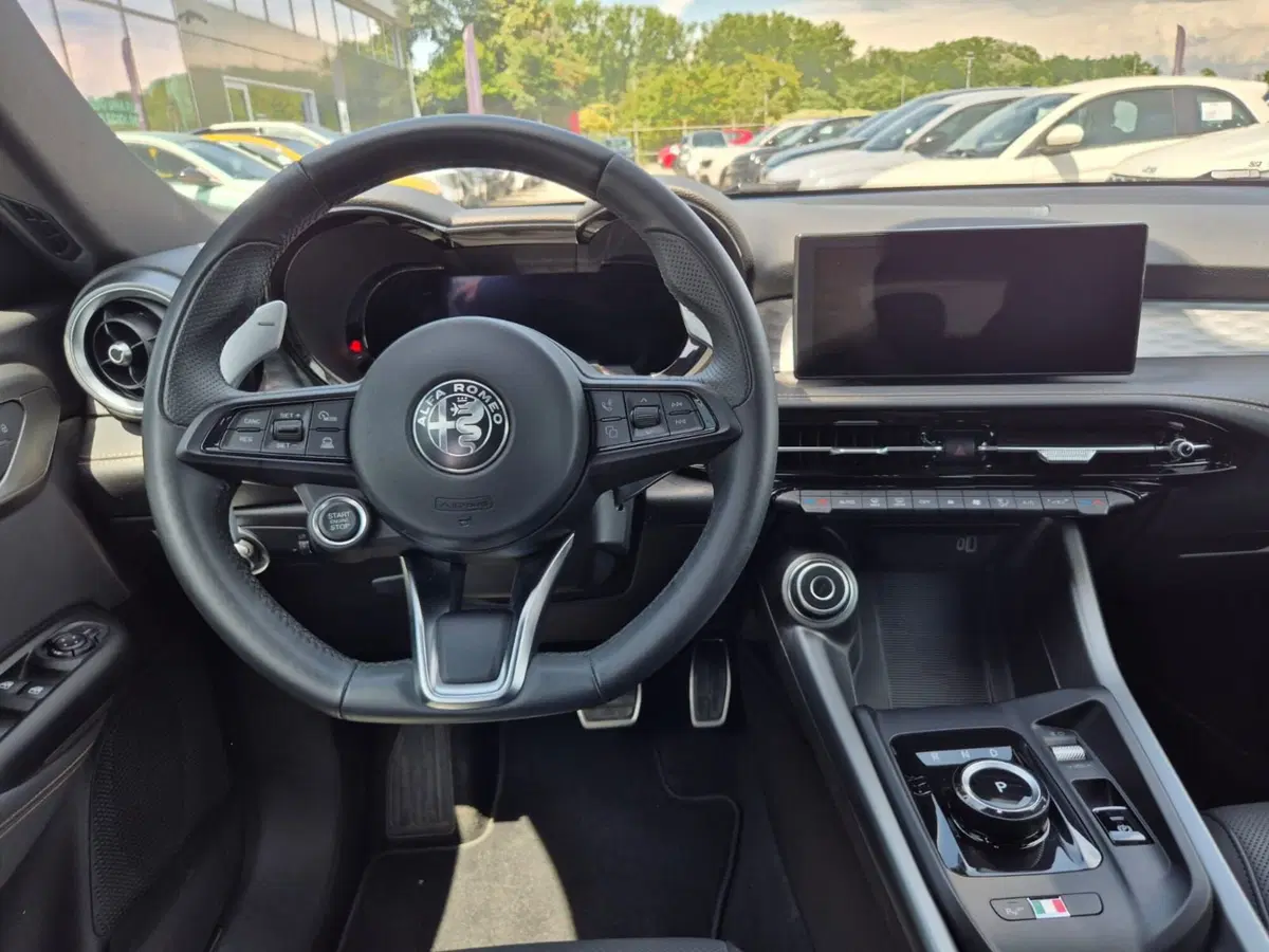 Alfa Romeo Tonale usata a Milano (16)