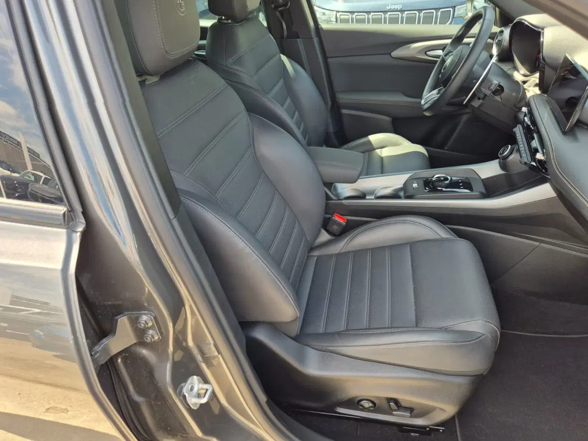 Alfa Romeo Tonale usata a Milano (18)