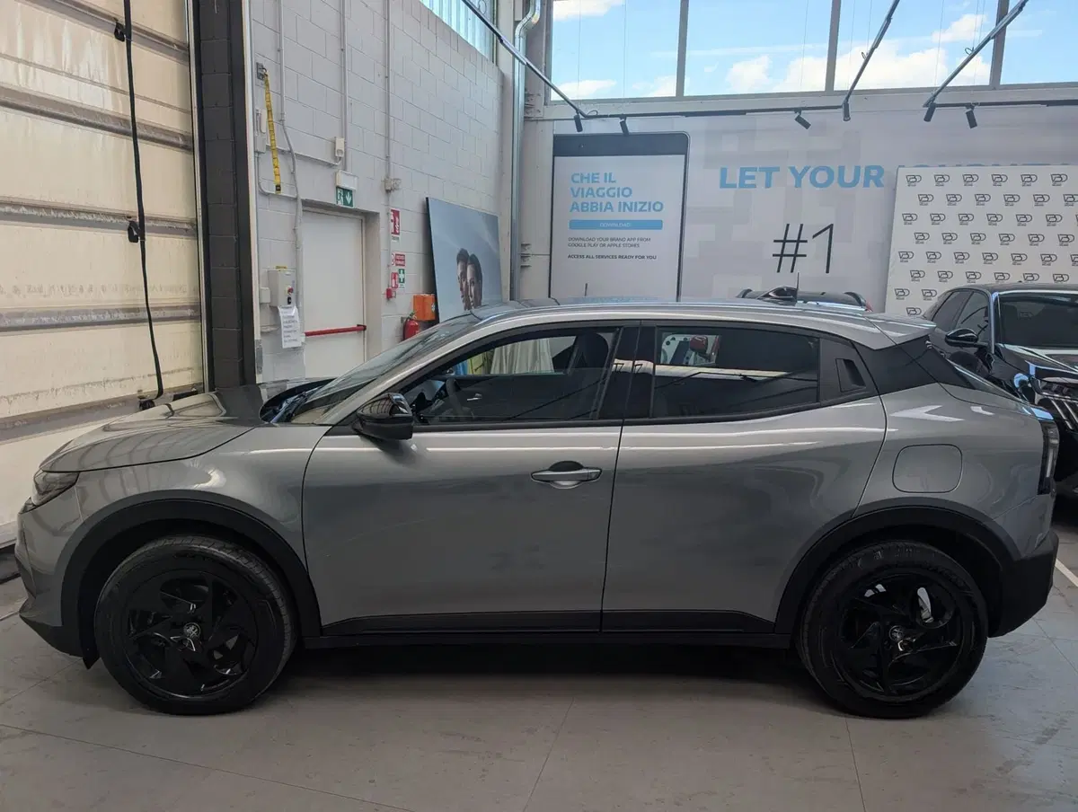 Alfa Romeo Junior usata a Milano (5)