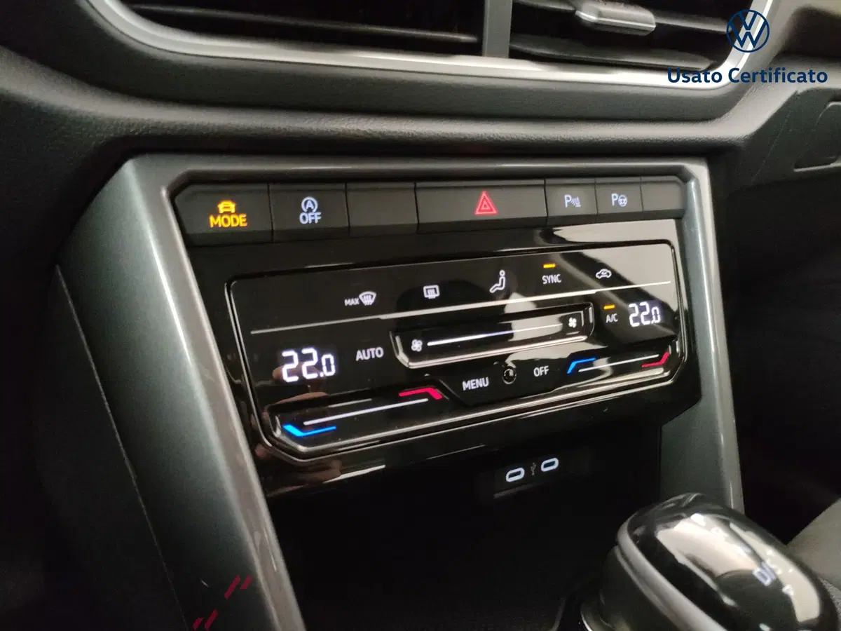Volkswagen T-Roc usata a Varese (14)