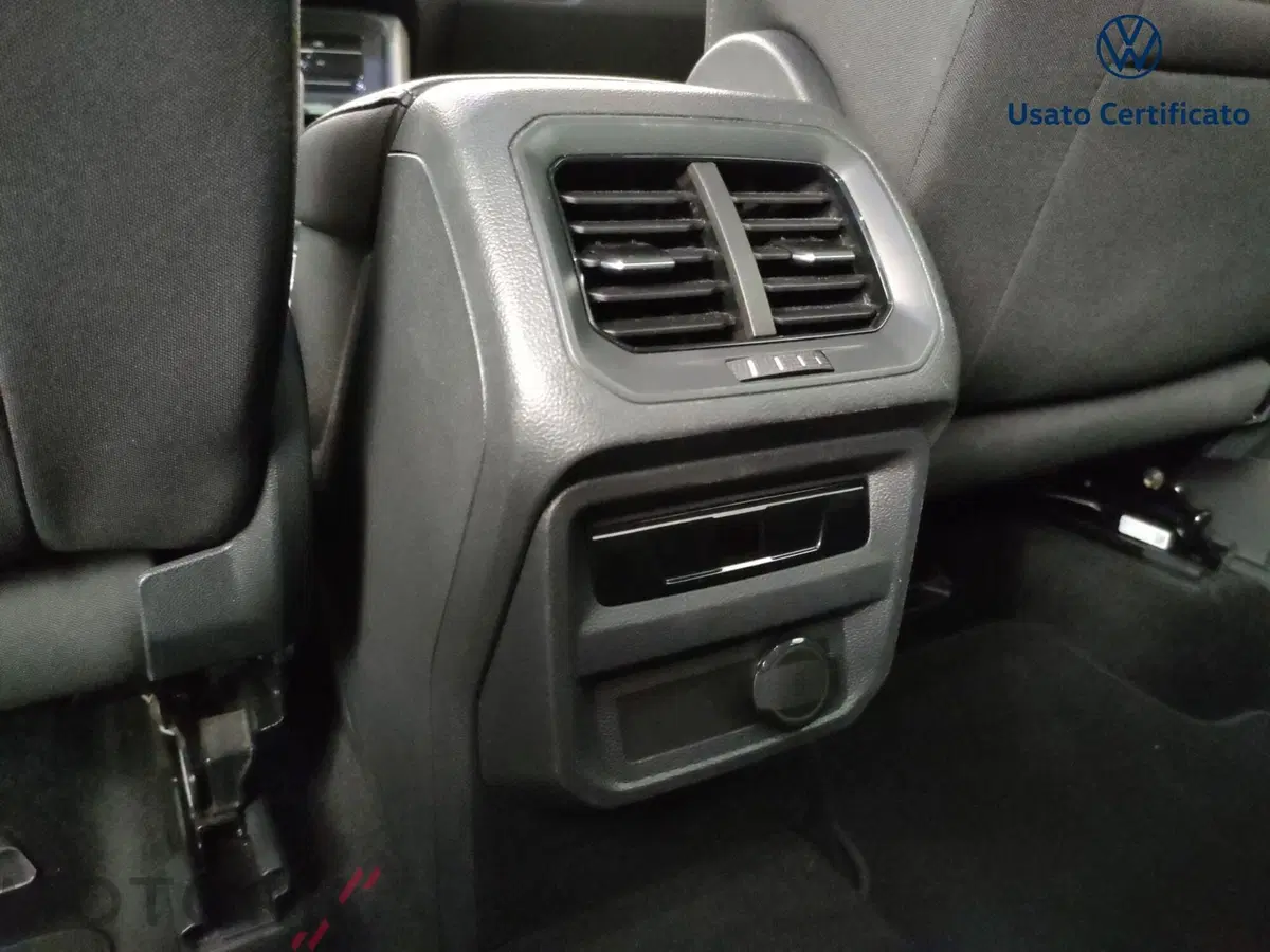 Volkswagen Tiguan usata a Varese (18)