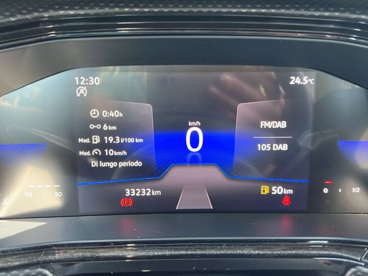 Volkswagen T-Cross usata a Siena (15)