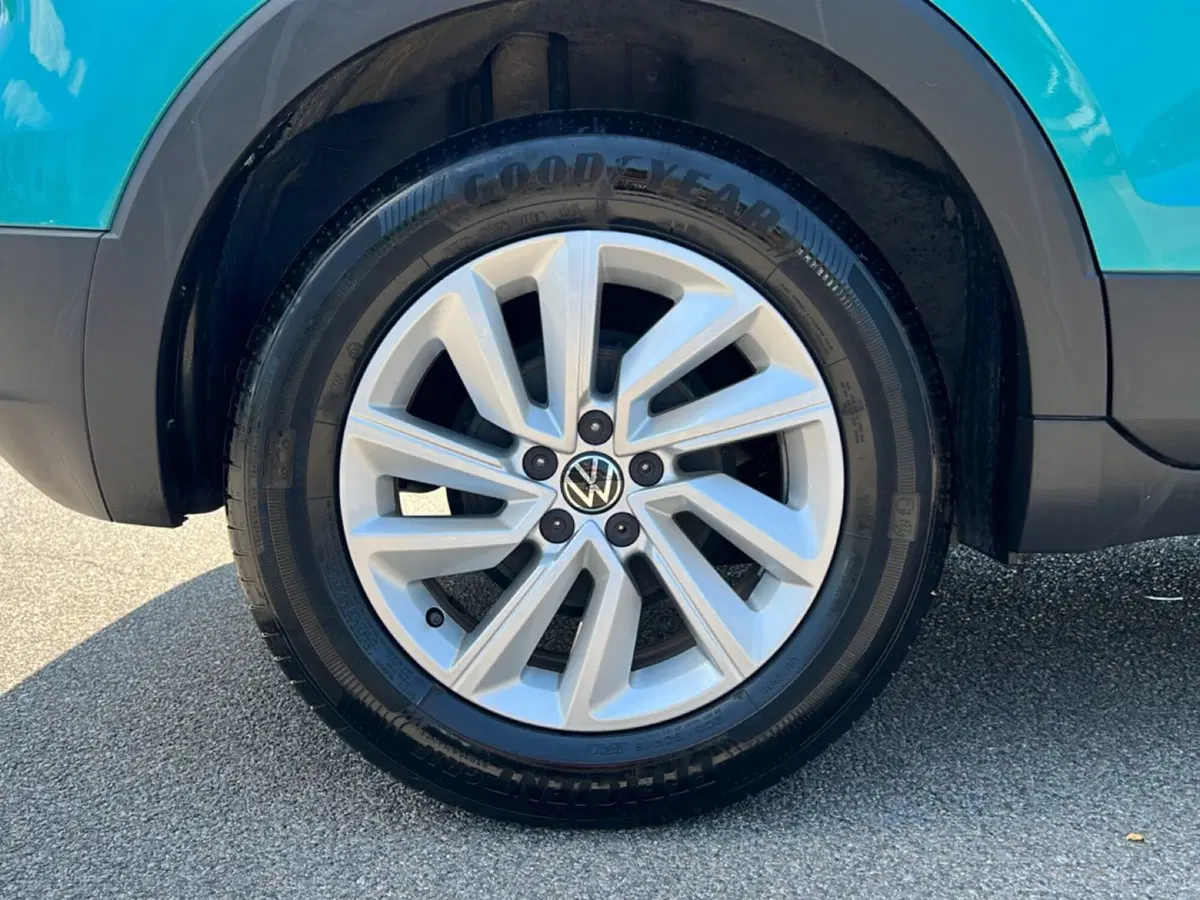 Volkswagen T-Cross usata a Siena (9)