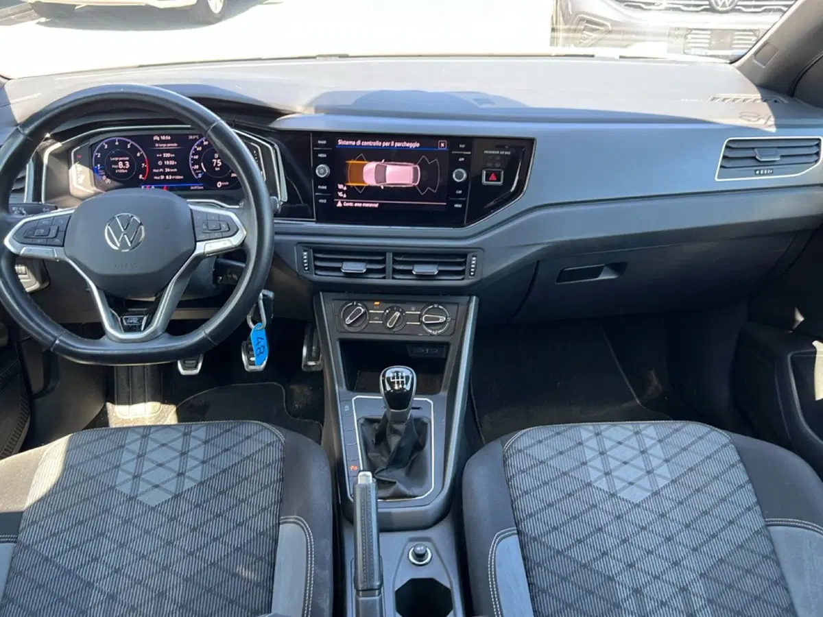 Volkswagen Taigo usata a Siena (10)