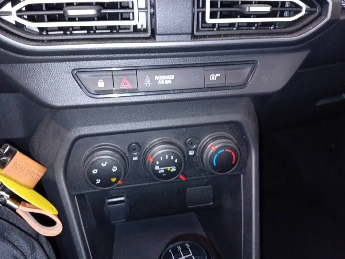 Dacia Sandero usata a Vicenza (19)