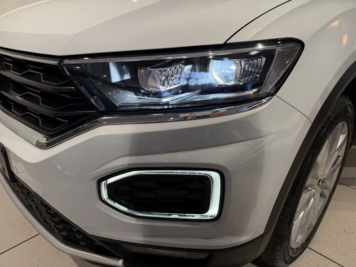 Volkswagen T-Roc usata a Genova (15)