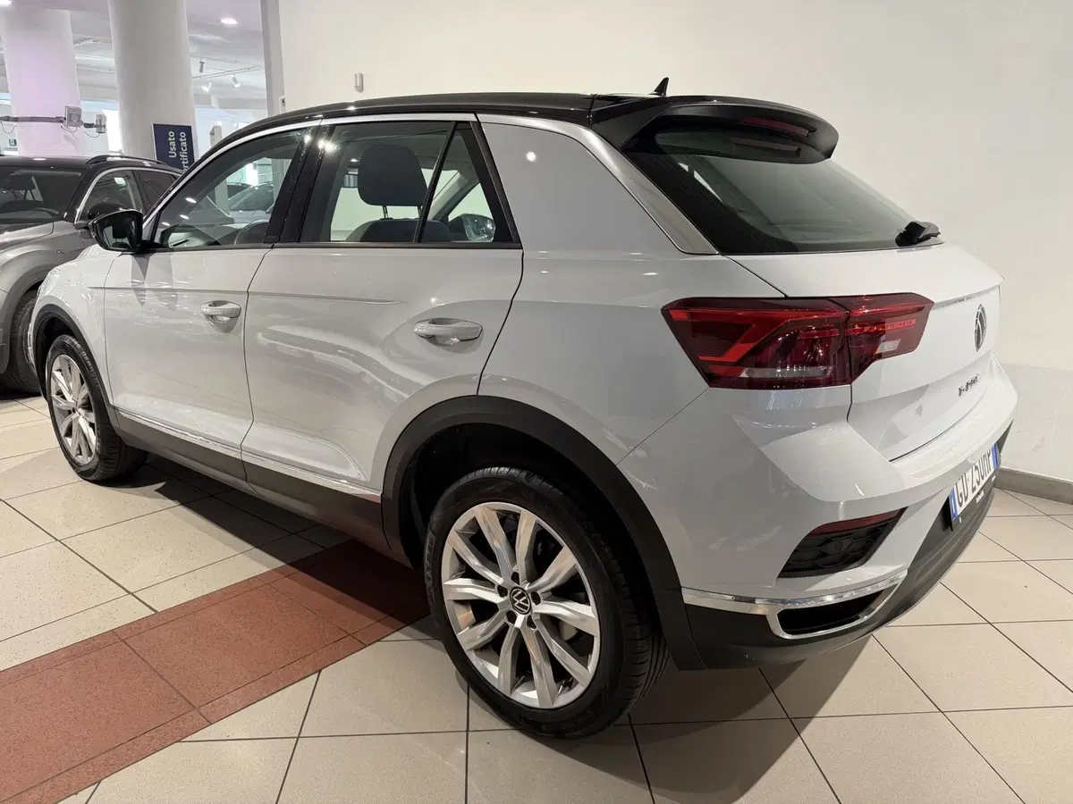 Volkswagen T-Roc usata a Genova (4)