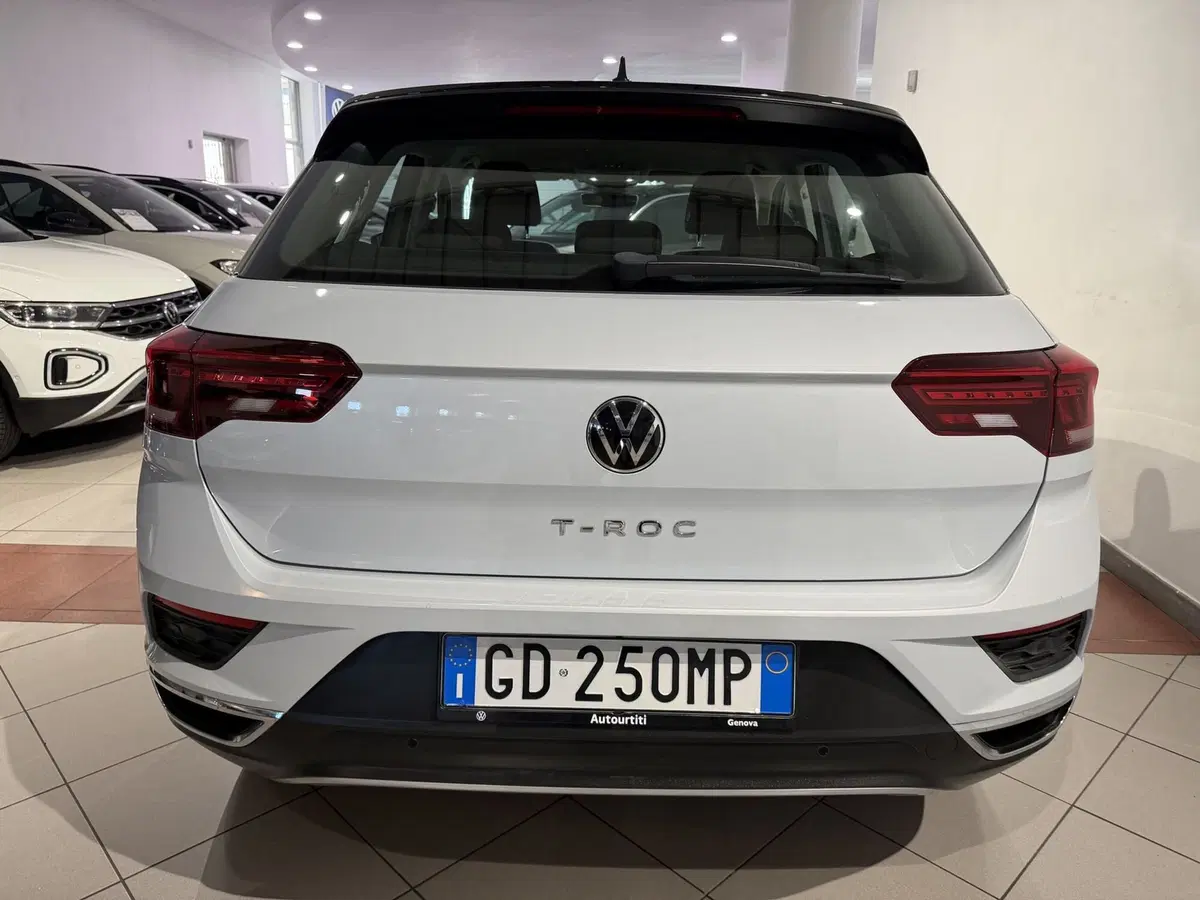 Volkswagen T-Roc usata a Genova (5)