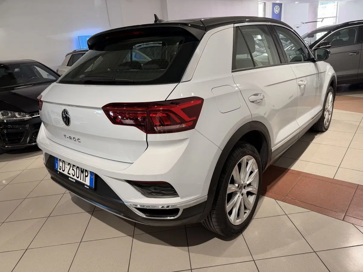 Volkswagen T-Roc usata a Genova (6)