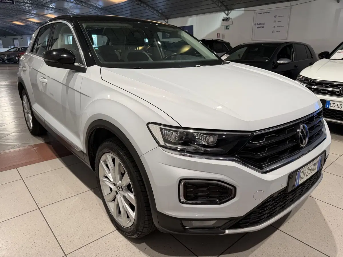 Volkswagen T-Roc usata a Genova (7)
