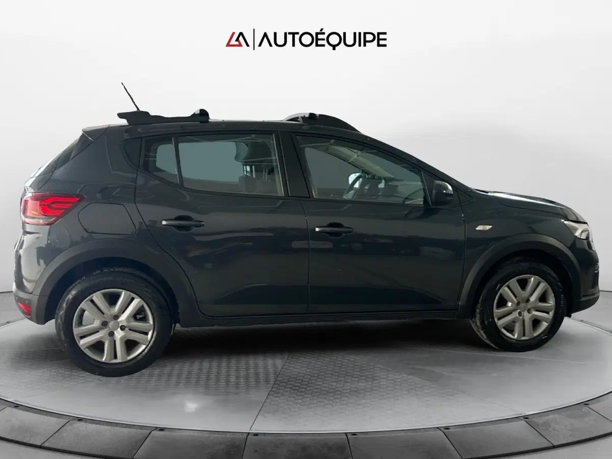Dacia Sandero usata a Roma (6)