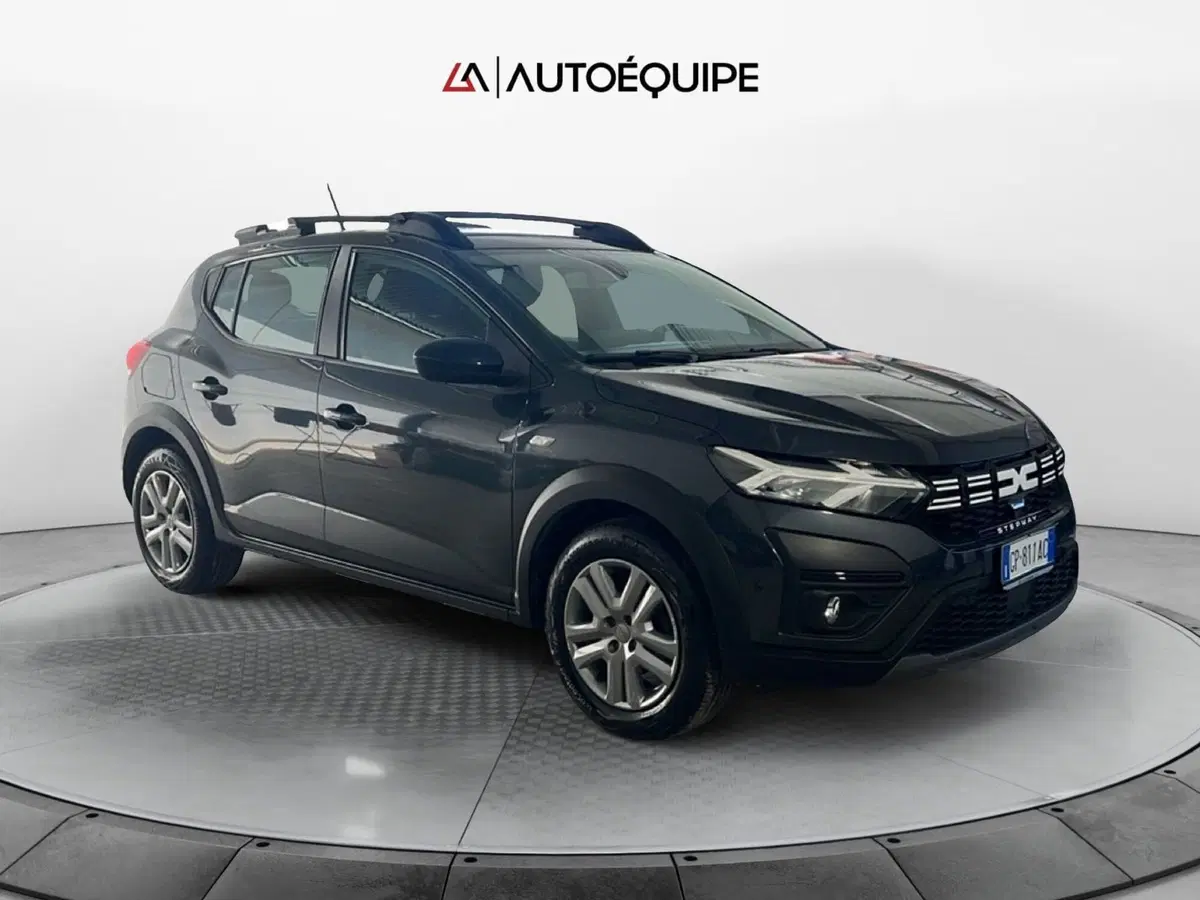 Dacia Sandero usata a Roma (7)