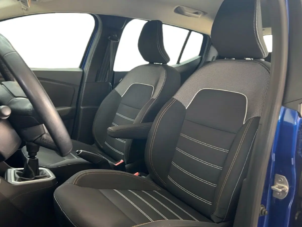 Dacia Sandero usata a Roma (12)