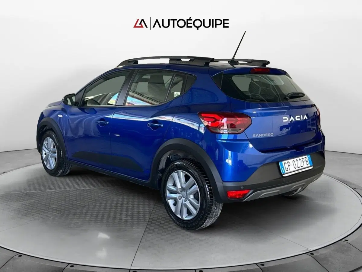 Dacia Sandero usata a Roma (3)